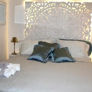 https://la-siciliana-palermo.palermohotels.org